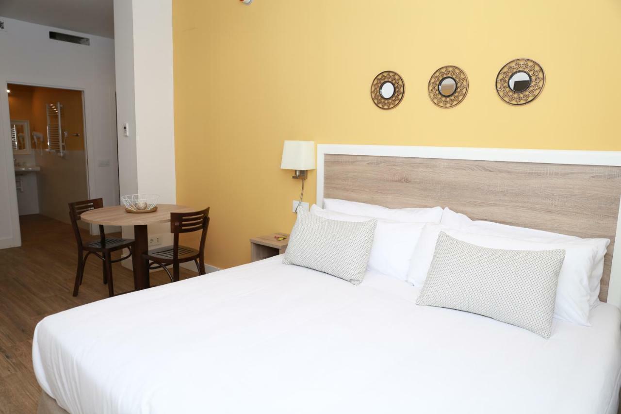 New Point Opera Aparthotel Madrid Eksteriør bilde