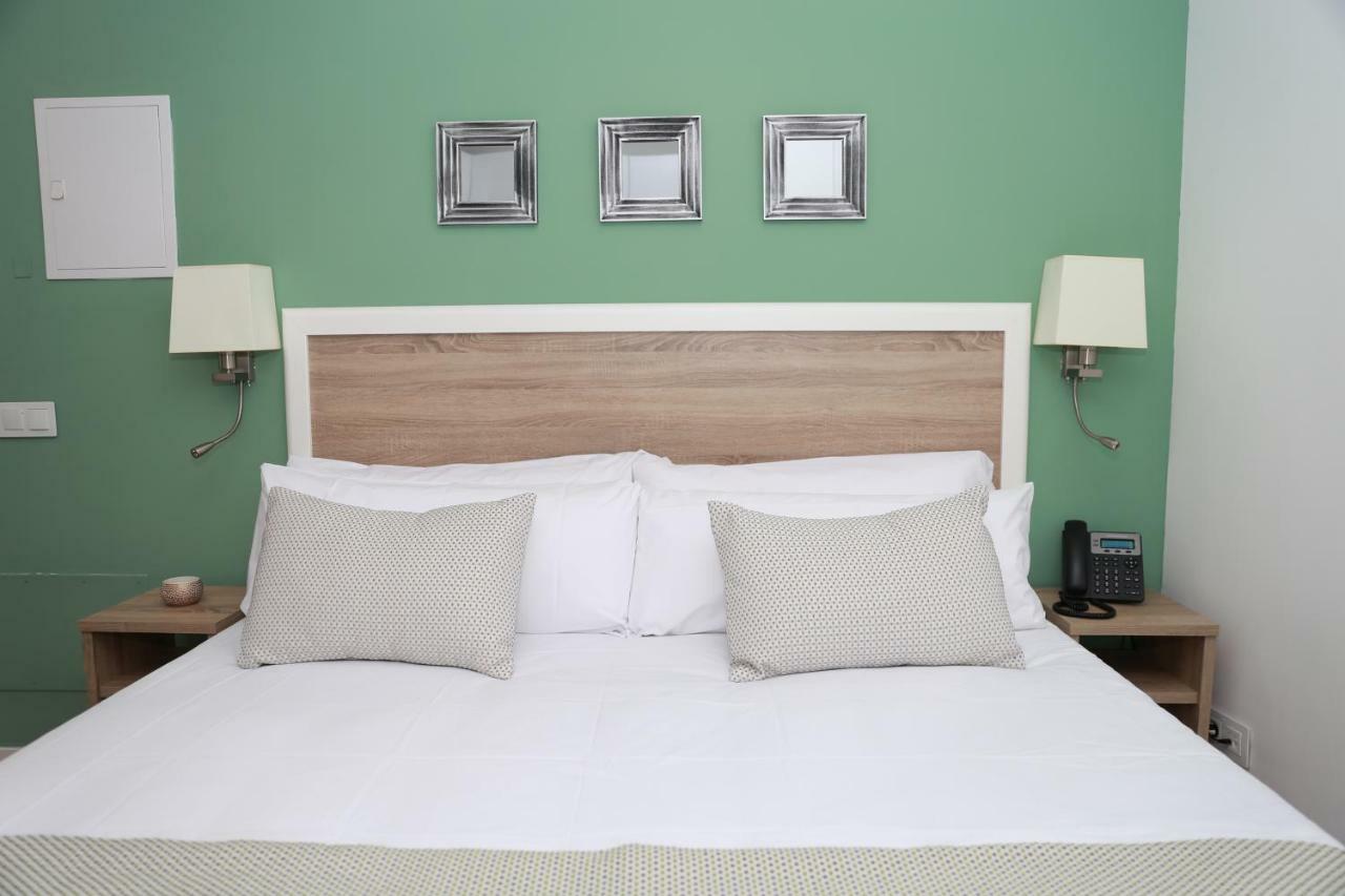 New Point Opera Aparthotel Madrid Eksteriør bilde
